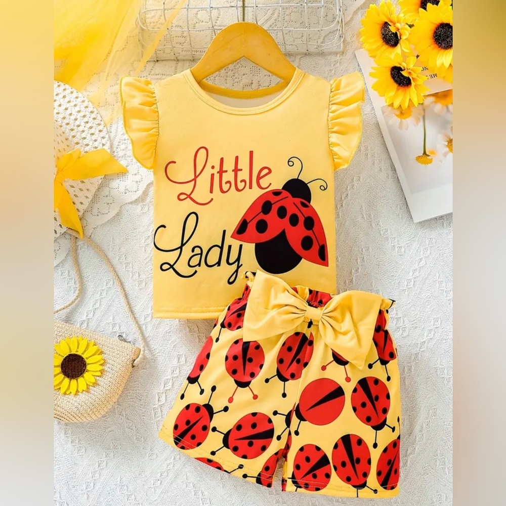 Baby's "Little Ladybug" 2pcs Lovely Cap Sleeve Top & Bowknot Decor Shorts Set,